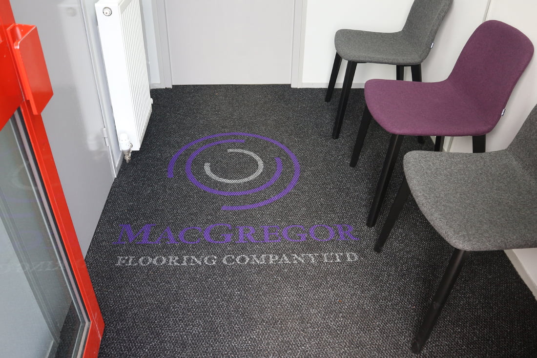 Office logomat