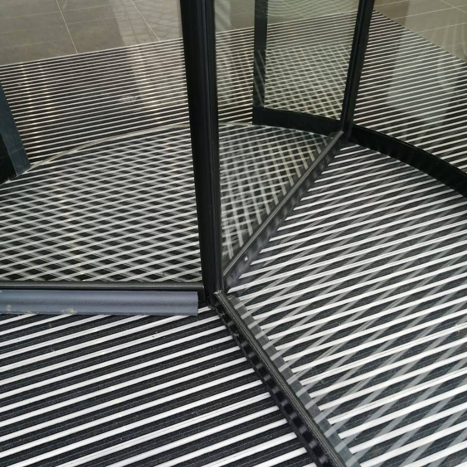 Dm Aluminum Installation