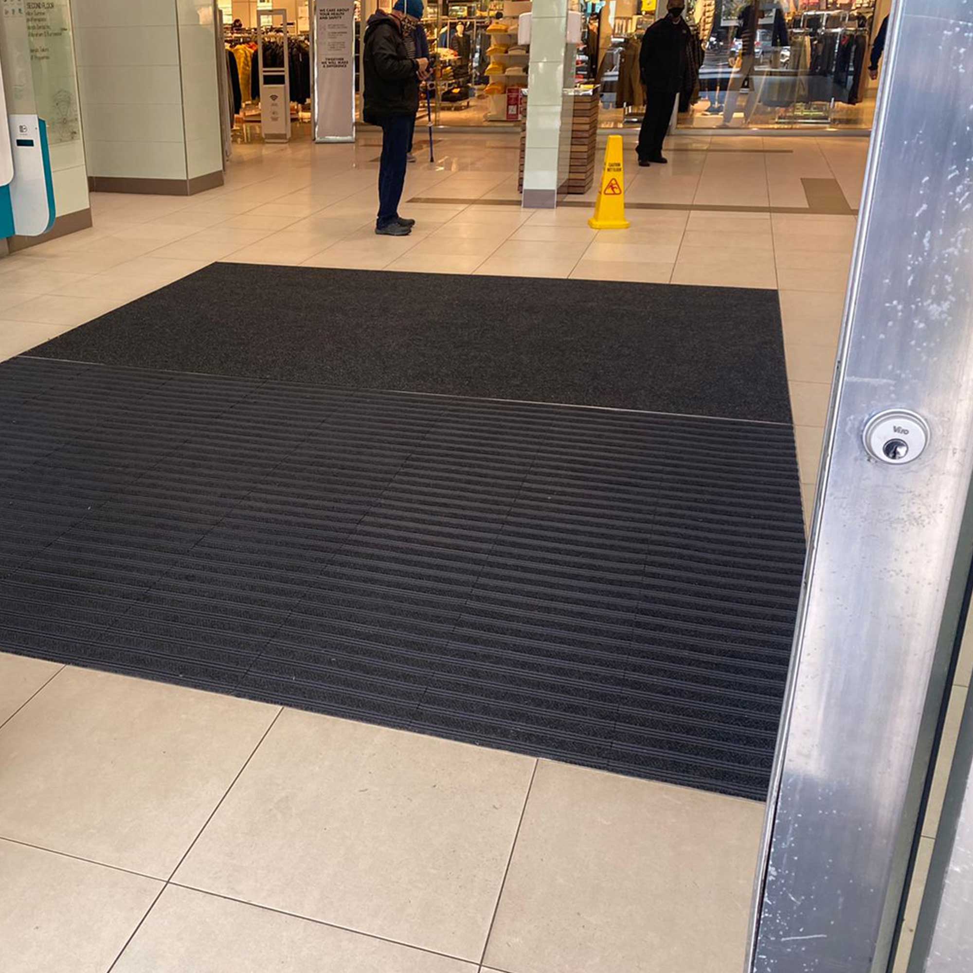 howard-centre installation